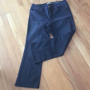 Lauren Conrad Black straight leg jeans size 10